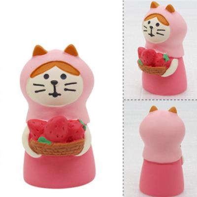 China Gifts and Home Decor Custom Make Imitation Model Lovely Small Cat Animal Home Decor Toys Candy Chocolate Food Resin Arts Crafts Gifts for sale