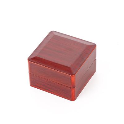 China Portable E498 Women Teams Packaging Storage Ring Wooden Jewelry Box Small Jewelry Box Championship Rings Jewelry Gift Box for sale