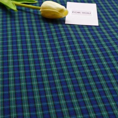 China Lianyuan haian 57% cotton 43% polyester yarn control dyed shirt fabric Shrink-resistant for sale