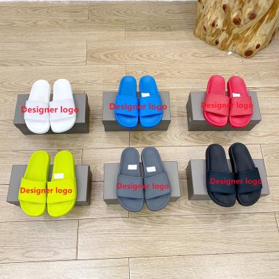 China Fashion Trend Luxury Platform Slides Shoes For Men Women Original Slippers Summer Flats Sandals Slippers Beach Slides zapatos mujeres for sale