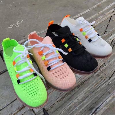 China Autumn New Style Breathable Sneakers Candy Color Cross Strap Women Casual Flat Sports Shoes for sale