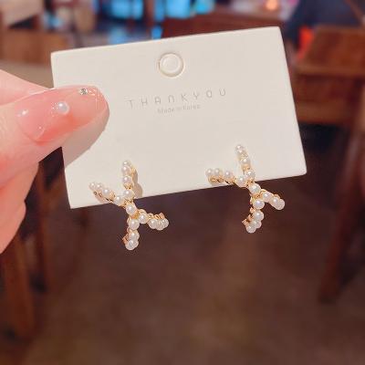 China 2022 Summer X Shape Fashion Women's Fashion Earrings Wholesale Cute Jewelry OUYE Geometric Simple Simple Cute Gold Filled Earrings for sale