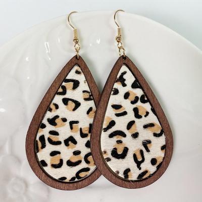 China High Quality OUYE Girl Jewelry Gifts Leopard Print Cowhide Horsehair CLASSIC Bohemian Wooden Drop Earrings Water Pattern Cow Earrings for sale