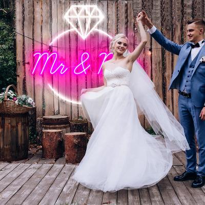 China Buildings Wedding Party Decorations Mr&Mrs Diamond Light Neon Sign For Store for sale