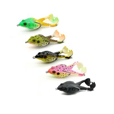 China 7.5cm High Quality Durable 8.6g 360 Degree Rotating Topwater Skirt Fishing Lure Soft Frog Floating Bass Lure for sale