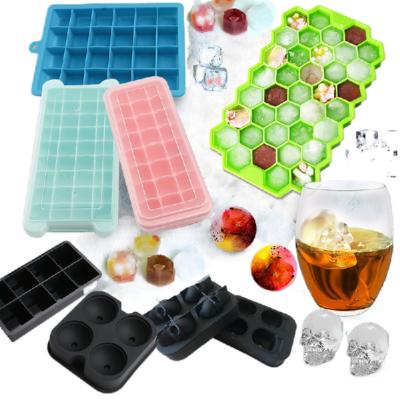 China SILICONE 4Lattice Style Creative Skull Ice Hockey Silicone Three-Dimensional Ice Tray for sale