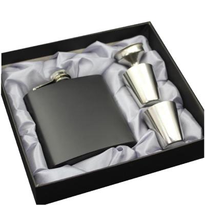 China 21183 Eclectic Gift Box Packing Matte Black Hip Flask Set with Screw Down Lid and 2 Cups for sale