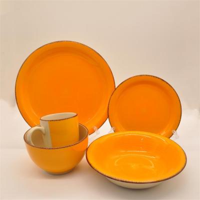 China Round Shape Sustainable Ceramic Dinnerware Sets China Bone Dinnerware European Style Dinnerware for sale