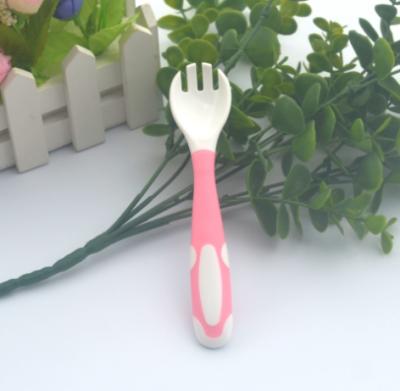 China BPA Free Ready To Ship Baby Dining Fork PP Band Silicone In Stock Factory Price Custimized Logo for sale