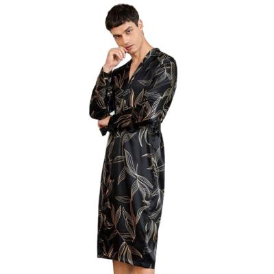 China QUICK DRY Men's Factories Print Custom Made Luxury Custom Made Satin Kimono Robe Mens Silk Sleepwear Belt Robe Long Robe for sale