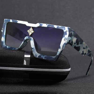 China Suowei Fashion 2022 High Quality New Arrive Oversized Square Sunglasses Logo Eyeglasses Rhinestones Sunglasses Custom Made Unisex for sale