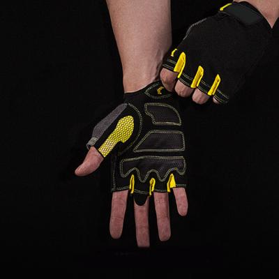 China Anti-Slip Breathable Microfiber Sports Gloves Gym Women for sale