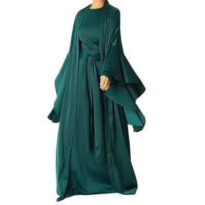 China Vintage Emerald Green Abaya Queen Satin Kimono Two Piece Set 2023 New for sale