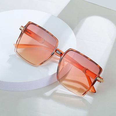 China Fashion Sunglasses Adjust Shape Women Sunglasses Promotion UV Protection for sale