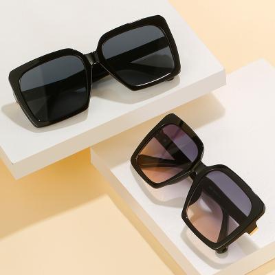 China Wholesale Men's Gradient Big Sun Sunglasses Fashion Glass Shade Eyewear Sunglasses New Stock Classic Logo Women UV400 for sale