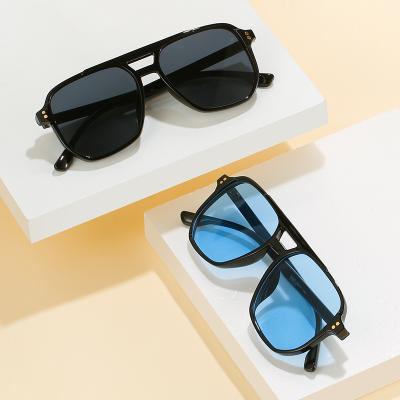 China Wholesale Retail Stock Eyewear UV400 Pilot Sunglasses New Plastic Pilot Women Men for sale