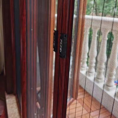 China Modern Easy Cleaning Fiberglass Mesh Invisible Folding Screen Door for sale