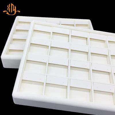 China Wholesale Luxury Customized Earring Display XIANGYU Factory PU Jewelry Earring Display White Leather Wood Trays for sale