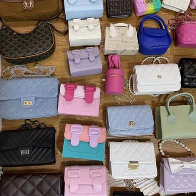 China Wholesale 90% popular high quality cheap bulk clean brand new fashion HQSLP South African used bags for sale