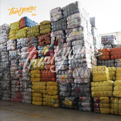 China Second hand clothes wholesale high quality second hand used clothing in price 30kg bales for kids and adult for sale