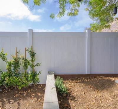 China High Grade 6*8ft Size Low Maintenance Pvc Privacy Fence for sale