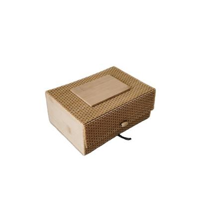 China Recyclable Wholesale Natural Wooden Bamboo Curtain Christmas Gift Packing Box Plain Color for sale