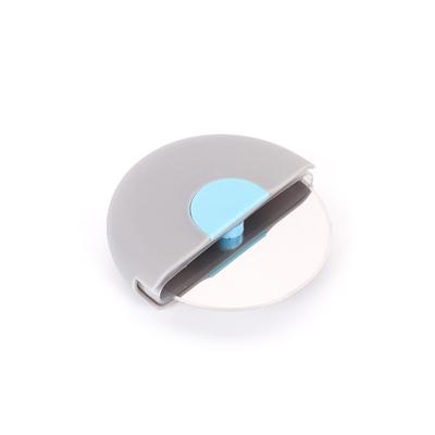 China New Arrival Non-slip Pizza Cutter Wheel Stainless Steel , Plastic Pizza Cutter for sale