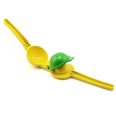 China Orange Squeezer Juice Fruit Lime Cooking Tool Citrus Hand Lemon Squeezer Viable Manual Fruit Squeezer for sale