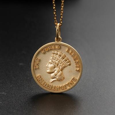 China Vintage The Statue of Liberty Coin Necklace Vintage Solid 18K Yellow Gold Avatar Symbol Seal Pendant Necklace For Women Men for sale