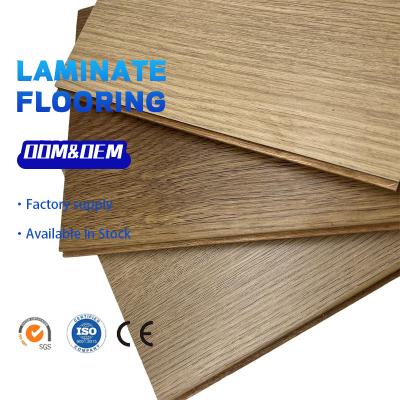 China 100% New Material 5mm Vinyl Plank Wood Grain Finishing Waterproof Anti-Slip Wear Resistant Click Lock Interlocking Spc Laminate Flooring for sale