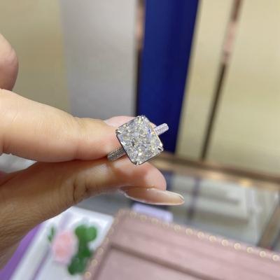 China TRENDY Big Size 5ct Crushed Iced Out Radiant Fancy Moissanite Ring Jewelry Luxury Gold Moissanite Diamond Ring 10k 14k 18k Cut for sale