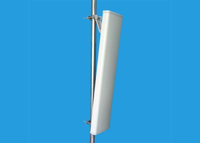 China 800-2500MHZ Outdoor Base Station Antenna 18DBI High Gain ≤1.5 Low VSWR for sale