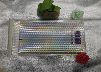 China Laser Printing Poly Bubble Mailers , Bubble Packaging Envelopes For Clothing Te koop