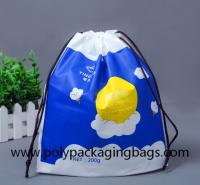 Cina Borse d'imballaggio del cordone del PE del FSC 0.07mm per l'imballaggio del regalo in vendita