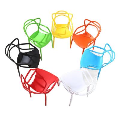 China Modern simple plastic dining chair solid hot sale nordic casual dining chair simple plastic cafe stacking chair for sale