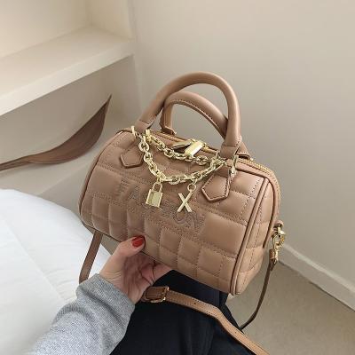 China Hot-selling European and American Bag Ladies Luxury fashion bucket bag 2021 news portable ladies shoulder chain messenger bags for sale