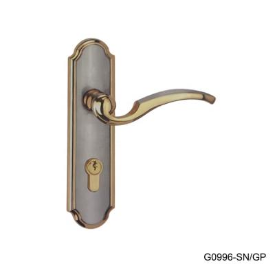 China Wooden Doors / Metal Doors Zinc Ally Front Door Handle Lock With Cylinder for sale