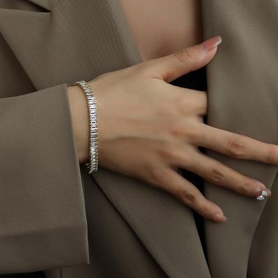 China High-end lead-free nickel-free jewelry sellers 18K gold plated stainless steel waterproof tennis shiny zircon bracelet for sale