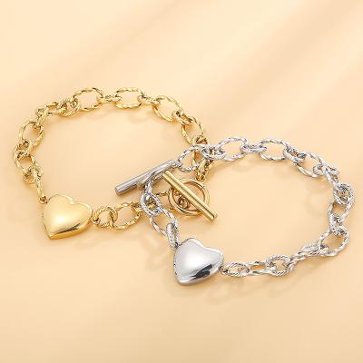 China 2022 Fashion Design Cute Attractive Gold Plated New Fashion Bracelet, Coordinated Stainless Steel Heart Bracelet For Lovers Gifts for sale