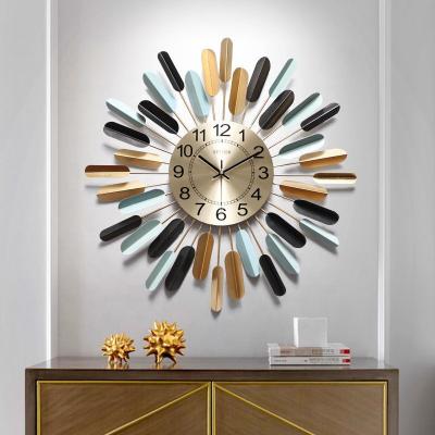 China Source Antique Home Decor Home Style Metal Wall Clock Luxury Decorative Hanging Arts For Living Room Decoration Wall for sale