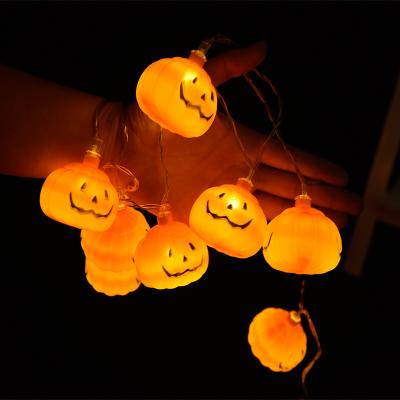 China Halloween Pumpkin LED Pendant Light 1.5m 3m 6m For Home And Outdoor Luxury for sale