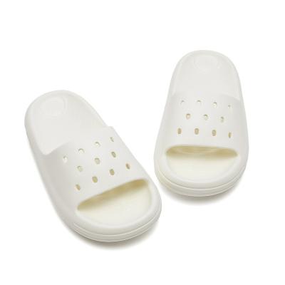 China Flat Children's EVA Slippers Boys Girls  Beach Sandals Kids Home Bathroom Flip Flops EVA Kids Slippers European safety inspection for sale