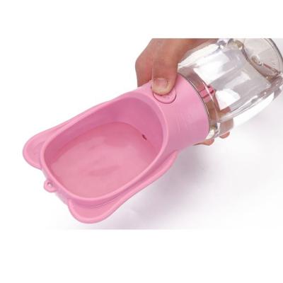 China Sustainable Animal Feeding Drink Cup Pet Water Dispenser Dog Water Bottle for sale