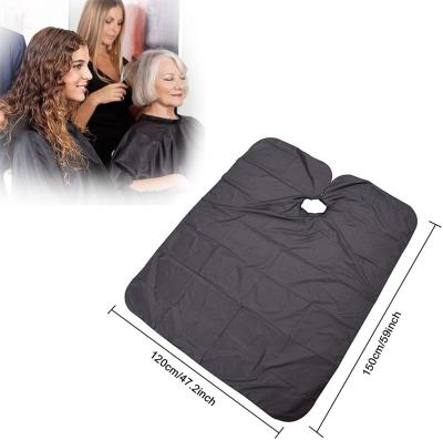 China Custom Hair Cutting Black Salon Apron Makeup Cape Waterproof Salon Cape UKJFPJ001 for sale