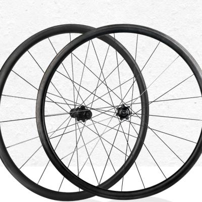 China Road Bikes Wheelset 30mm Superlight Anvil Carbon Bicycle Road 700C Tubeless Bike Wheels For Climbing for sale