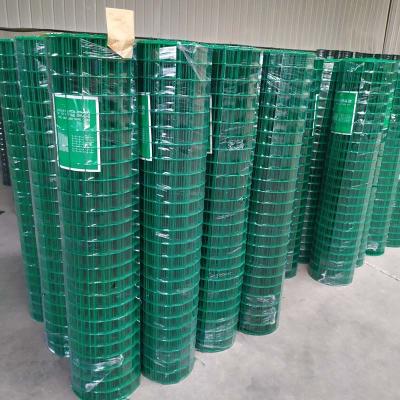 China Fence Mesh Best Price Hot Dipped Galvanized Welded Wire Mesh Roll for sale