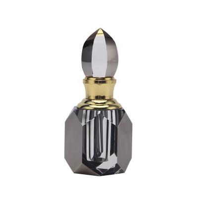 China Wholesale Black Crystal Mini Perfume Bottle Gift Crystal Perfume Bottle for sale