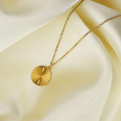 China Hiphop 18k Gold Plated Stainless Steel Round Pendant Necklace Necklace Wholesale Fast Shipping Fast Shipping Jewelry for sale