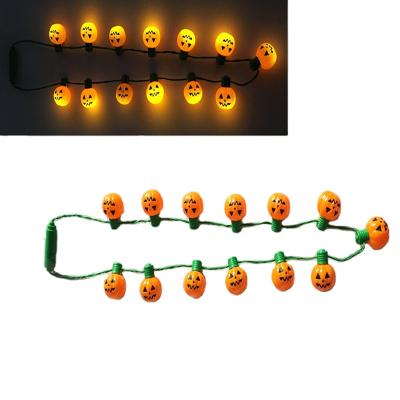 China Festival Gift Light Halloween Pumpkin LED Necklace Wholesale Flashing Necklace for sale