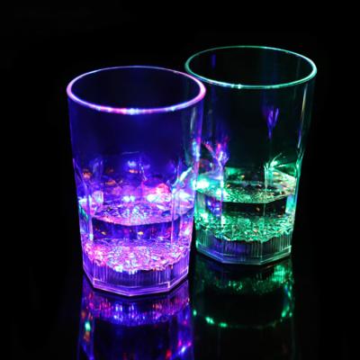 China Bar Item Factory Price Customized Wholesale High Quality Beer Insulated Wine Glass for sale